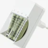 EIKCargador de pilas EIK con enchufe blanco