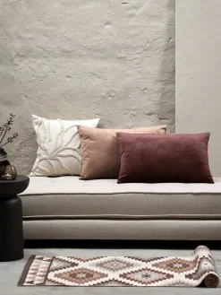 ERTEVIKKEFunda de cojín ERTEVIKKE 40x60 marrón claro