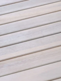 FUGLSAND + TUERNEMesa FUGLSAND Ø120 madera dura + 4 sillas TUERNE natural