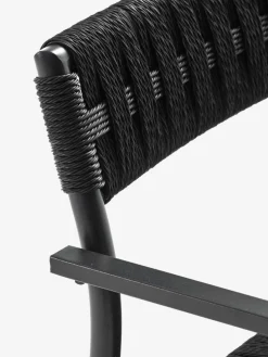 GOTHENBURG + TRILLEVALLENMesa GOTHENBURG L120 gris + 4 sillas TRILLEVALLEN negro