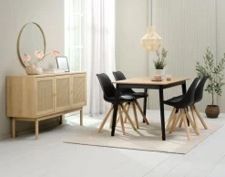 JEGIND + BLOKHUSMesa JEGIND L130 roble natural/negro +4 sillas BLOKHUS negro