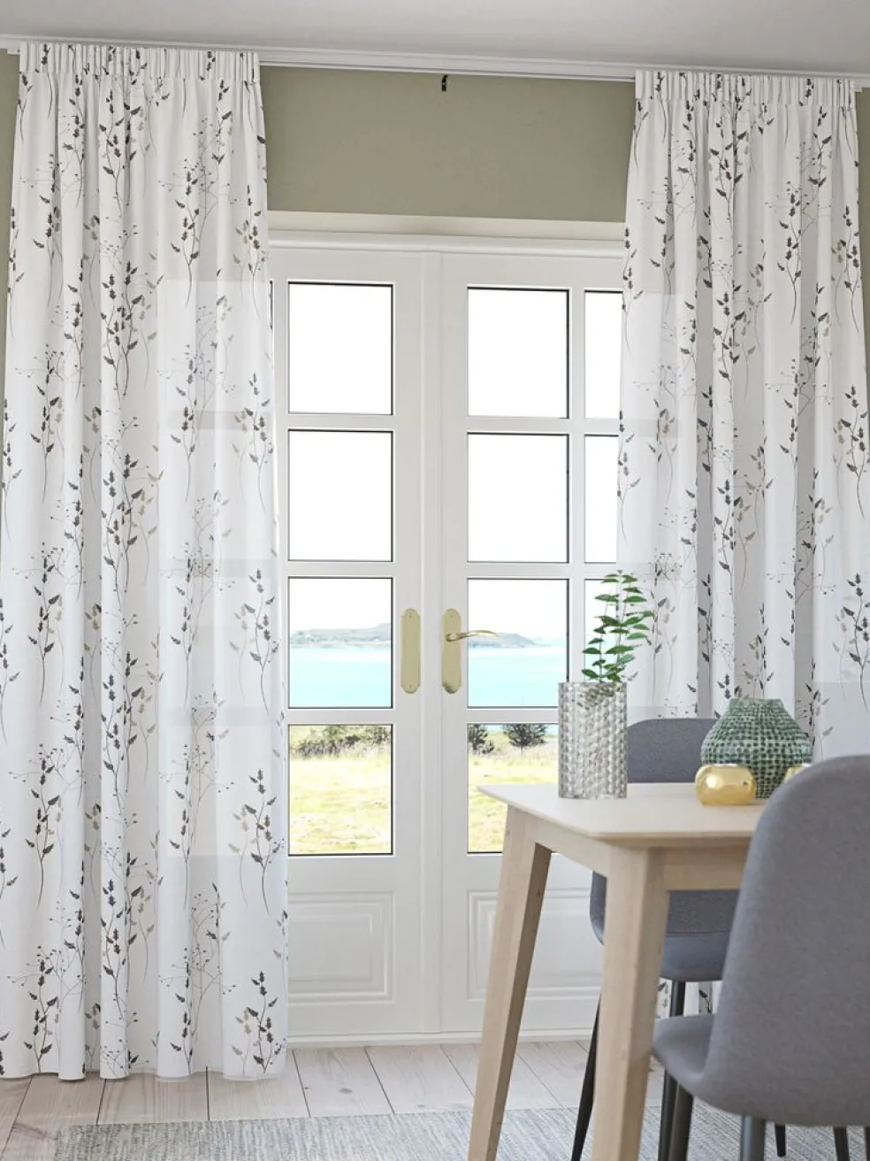 KINNCortina KINN 1x140x300 flores