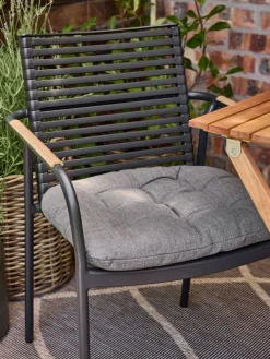 KJAVSHOLMCojín de jardín para silla KJAVSHOLM marrón oscuro