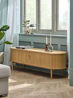 LYNGVIGMueble TV LYNGVIG 160cm 2 puertas persiana roble natural