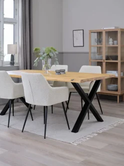 ROSLEV + PURHUSMesa ROSLEV L200 roble natural + 4 PURHUS blanco crudo/negro