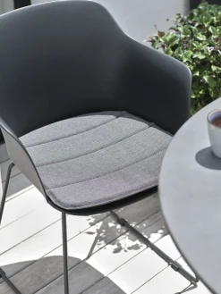 SANDVEDCojín de jardín para silla SANDVED gris oscuro