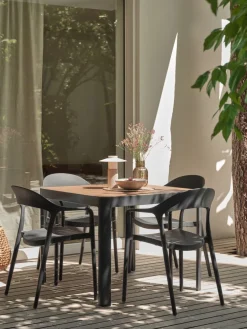 SIRDALMesa de jardín SIRDAL A91xL91 madera dura