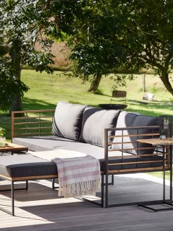 UGILTSofá de exterior UGILT con chaise longue 3 plazas madera