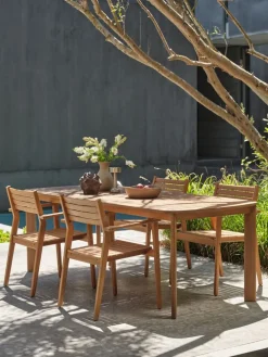 UVDAL + HAMRAMesa UVDAL L223 + 4 sillas HAMRA madera dura