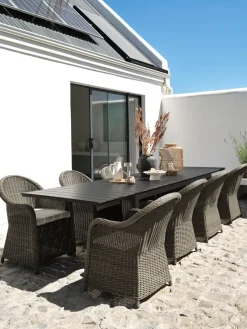 VATTRUP + GAMMELBYMesa VATTRUP L206/321 negro + 4 sillas GAMMELBY gris